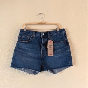 Brand New Levi's 501 High Rise Denim Shorts in Dark Navy Blue Wash Size 29 NWT